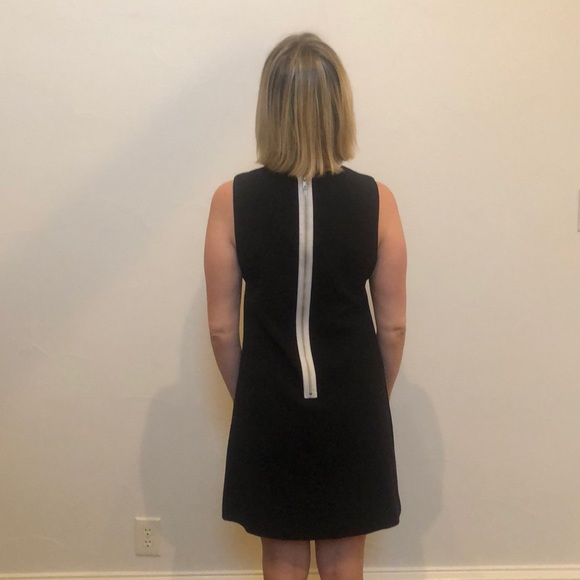 Very comfortable, easy to accessorize! - Picture 2 of 3